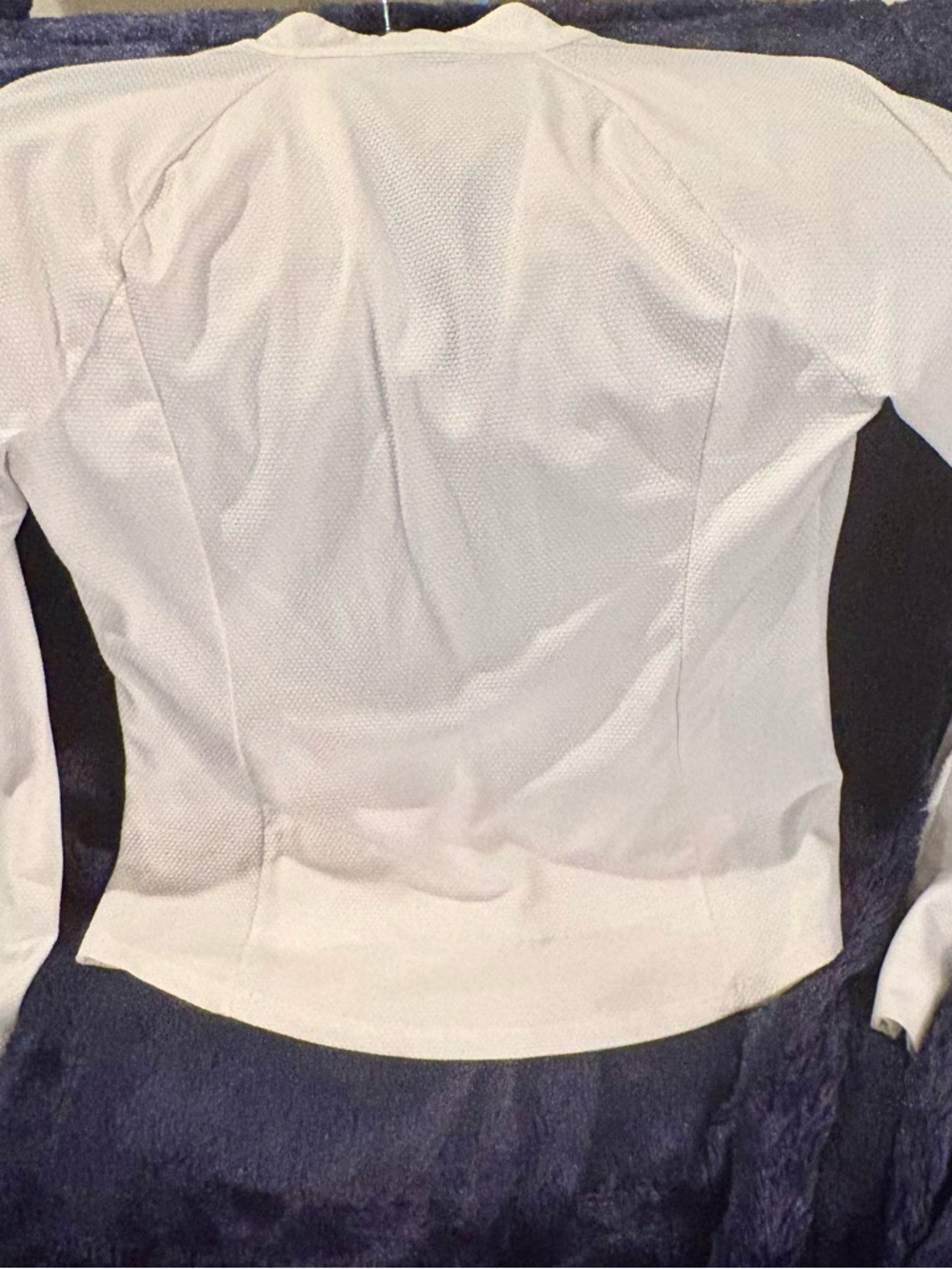 Tommy Bahama White Long-Sleeve Half-Zip Performance Top - Picture 4 of 4
